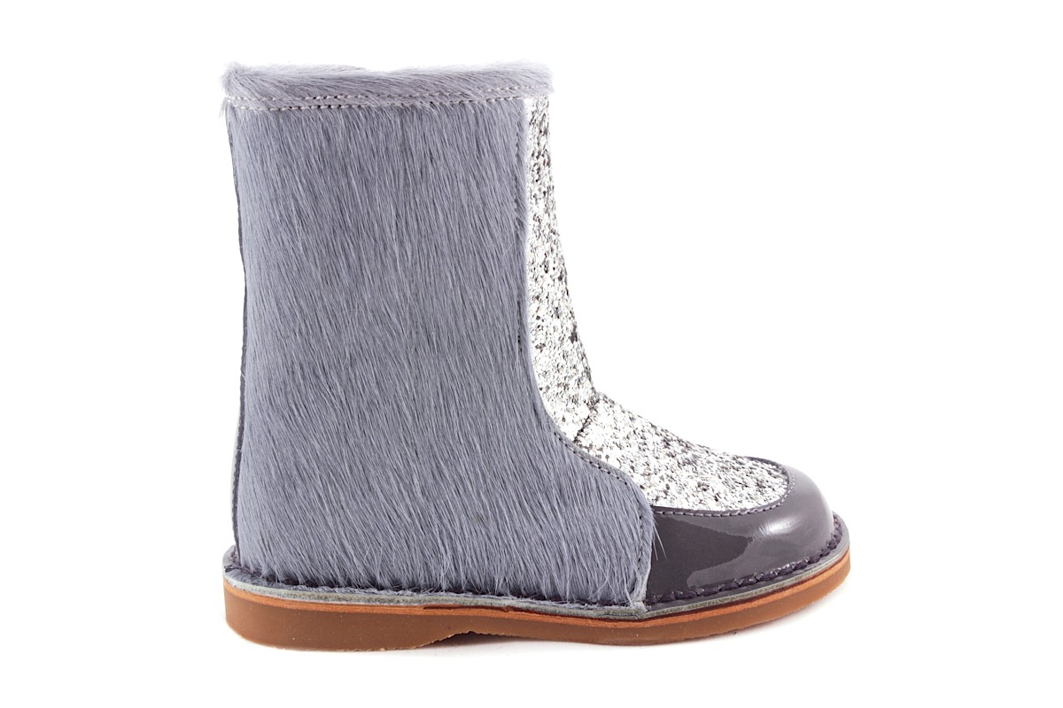 Laars Grijze Haartjes En Grijze Glitter Metallic Tip